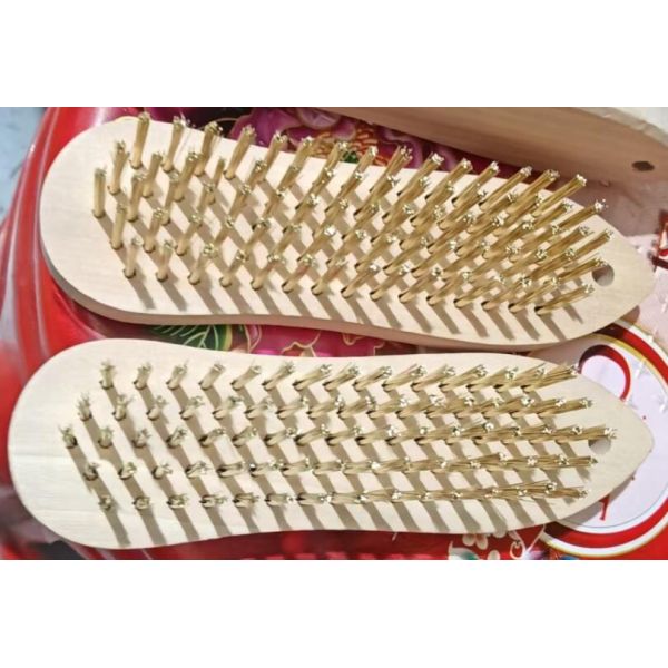 Wood Hand Held Copper Plated Wire Cleaning Brush for Seafood Fish