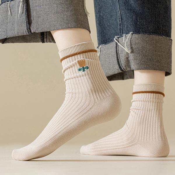 Solid Color Stripe Breathable Cotton Socks Flower Embroidery Crew Women Socks