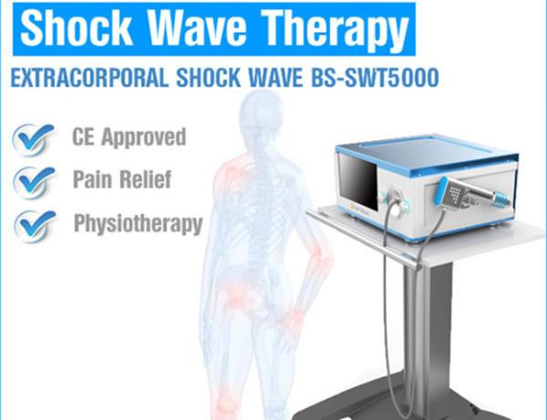 physiatrist use BS-SWT5000 Lumsail shock wave device for Patellar tendinopathy