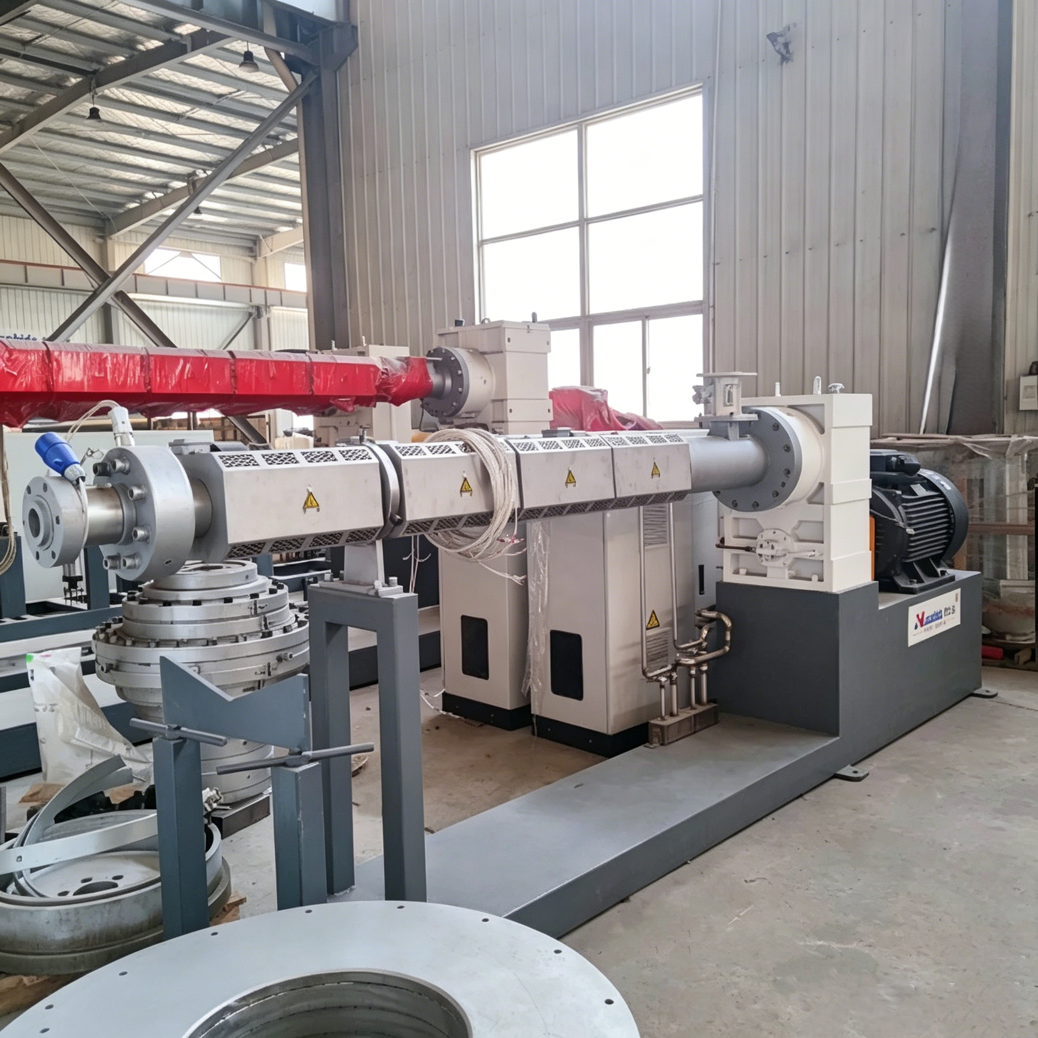 HDPE Jacket Pipe Casing Extrusion Line with Dust-Free Cutting for Pre-Insulated Pipe