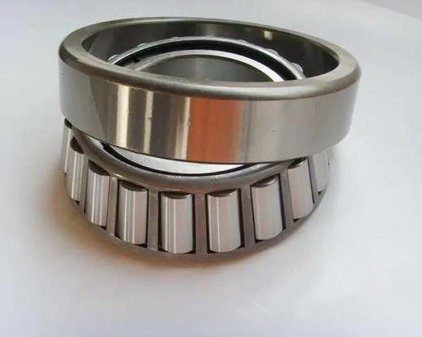Double Row / Four Row Metric Size Tapered Roller Bearing 33122