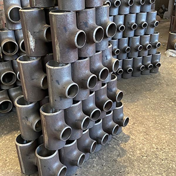S32750 1/2-24inch Duplex Stainless Steel Pipe Fittings Seamless Pipe Tee