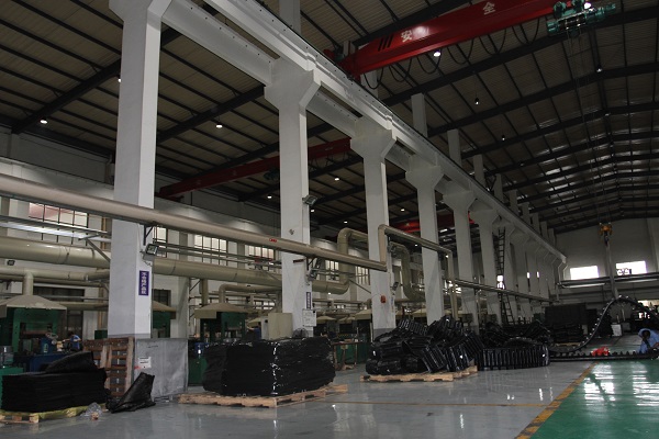 Small Size Excavator Rubber Tracks Low Noise 230mm X 96mm X 41 Links
