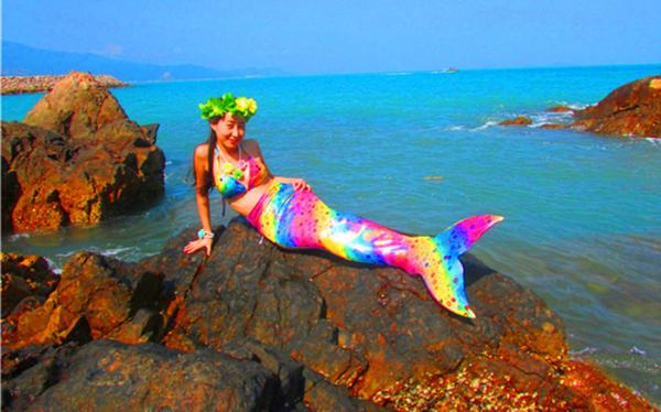 High Elasticity Fabric Ladies Mermaid Tail , Swimmable Mermaid Tails For Adults