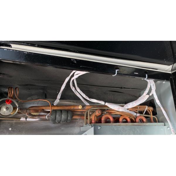 Commercial Air-Cooling Freezers Equipped With Anti-Fog Glass Doors