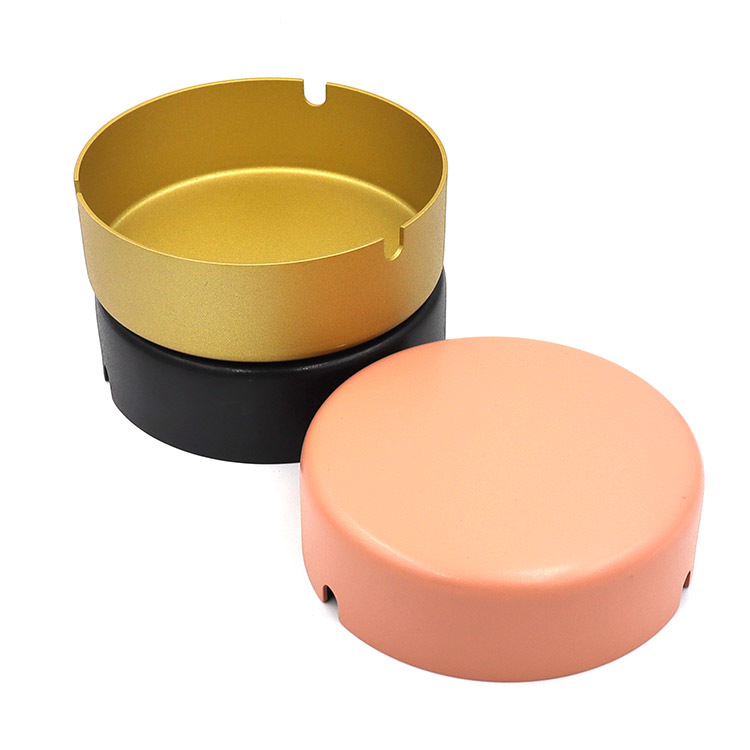 Round Aluminum Alloy Metal Ashtray with Multi-Color Matte Finish and Side Notches for Home Bar Hotel