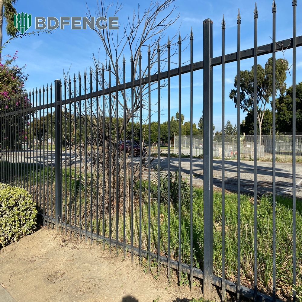 Tubular Fence Pressed Spear Top Security Steel Picket Garrison Fence