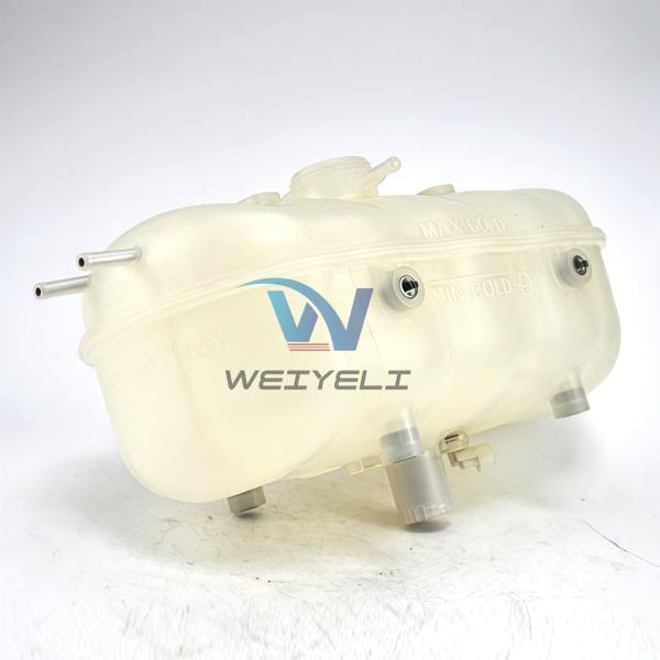 TA320220 AT446745 For John Deere210 Antifreeze Expansion Kettle Plastic Radiator Water Tank