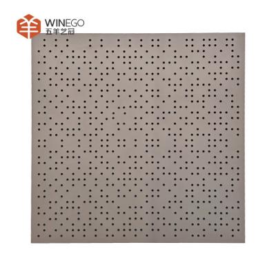 Panneau acoustique perforé en aluminium imperméable à l'humidité pour hôpitaux et cliniques