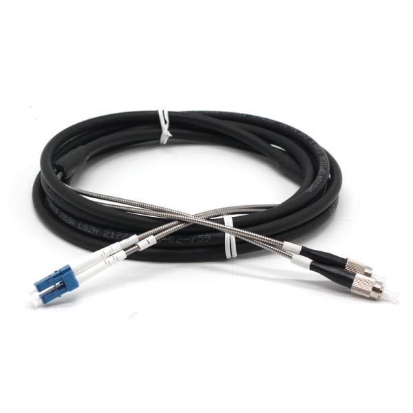 Fabricant LC- LC câble blindé à fibre optique pour les interfaces intérieures et extérieures RRU RRH CPRI mode unique