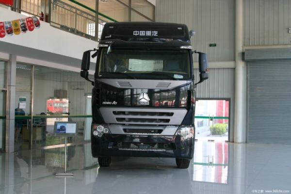 Used HOWO A7 6x4 Tractor Trucks with 400-500L Fuel Tank Capacity and SINOTRUCK Engine