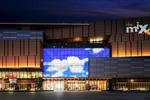 Flexible P8 LED Film Display Screen On Glass Storefront Advertising