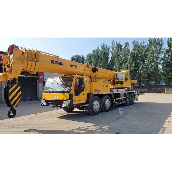 2011 Xcmg 70t Truck Crane Terrian Mobile Crane Hoist Crane Ideal for Heavy Duty Lifting
