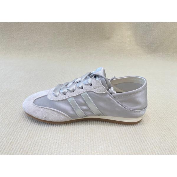 Flat Womens Satin Sneakers OEM Lace Up Running Shoes And Color Bars