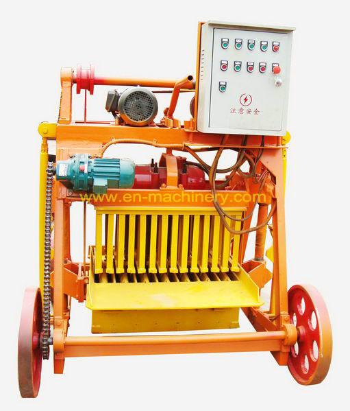 Cheapest Hollow Cement Block Making Machine 4-45 Small Concrete Brick Making Machine