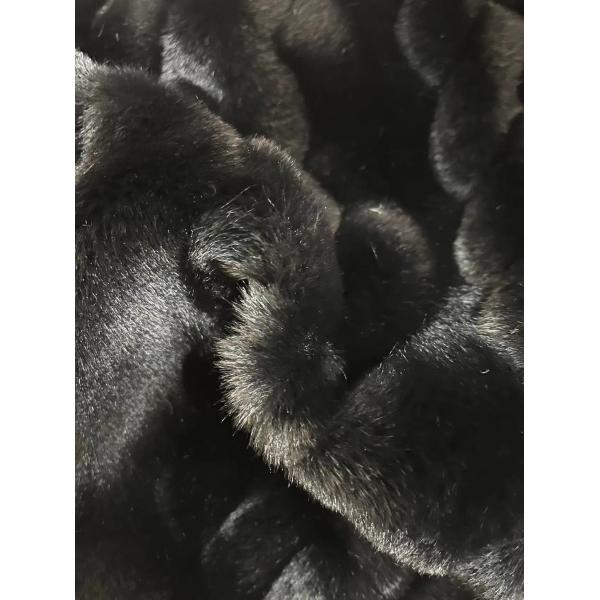 Soft Hand Feel Faux Black Coat with 1150g/m Weight and Knitted Backing Technics