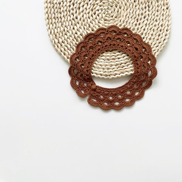 Y-Z New Design Solid Color Baby Girl Crochet Neck Collar Lotus Leaf Lace Embroidered 100% Cotton