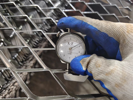 High quality Diamond aluminum sheet expanded metal wire mesh galvanised expandable wire mesh
