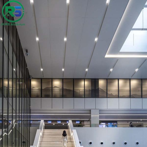 White Perforated Aluminium Clip In Ceiling Tiles For Shopping Mall Thickness 10MM