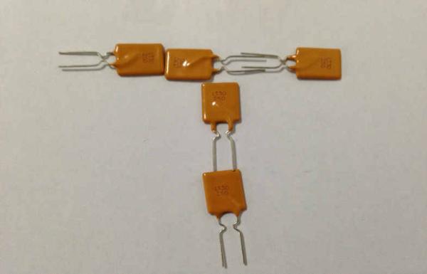 Dip 30V 2.5A PPTC Resettable Fuse