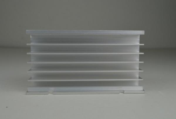 1 piece Single Phase Heat Dissipation Aluminum Heat Sink For Solid State Relay SSR Small Type Heat Dissipation