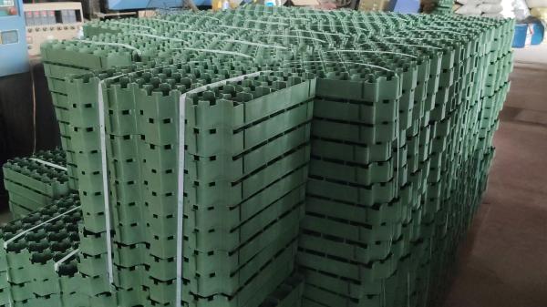 Upgrade Your Outdoor Space with 500*500*50 Plastic Honeycomb Gravel Grass Grid Pavers