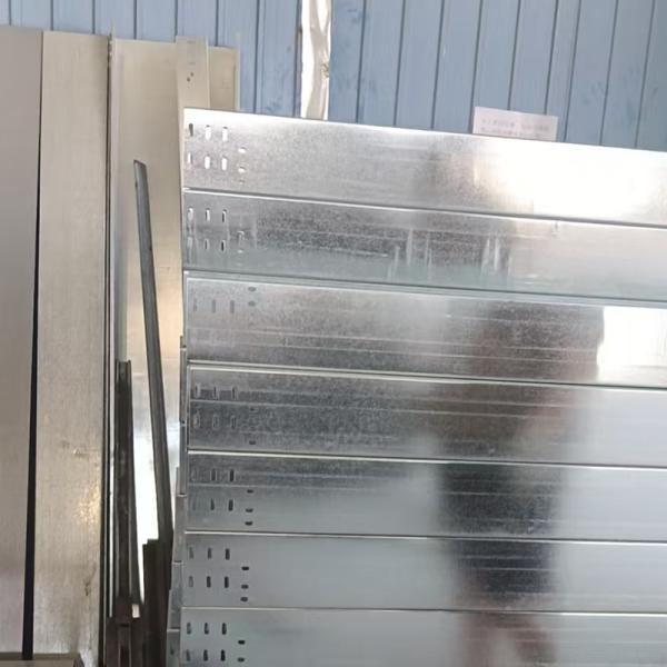 300*150 Aluminum Solid Bottom Slotted Custom Hot Dip Electrical Slotted Cable Tray