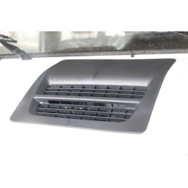 White Iveco Brand Used And New Minibus 6 Seats 129 Hp Diesel 2013-2018 Year