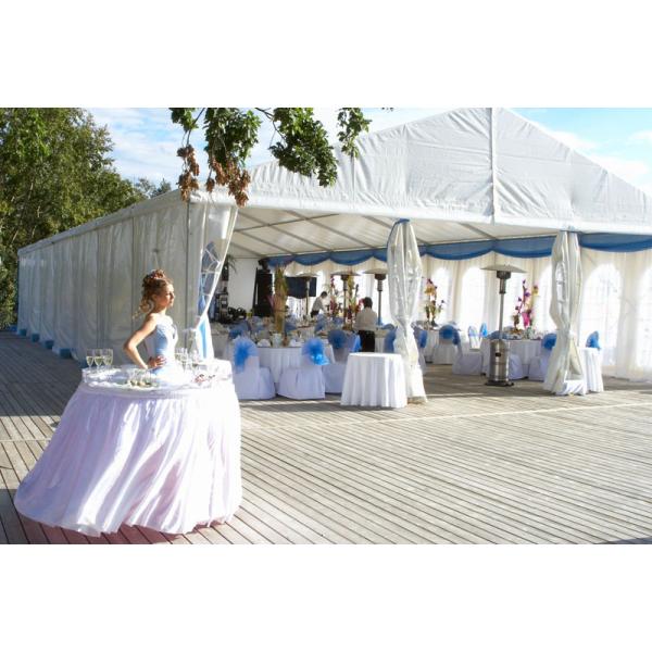 300 People High Peak Waterproof Fabric Royal Wedding Banquet Tent With Carpet