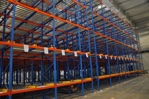 FIFO Gravity Pallet Racking High Efficiency ISO9001 Certificate