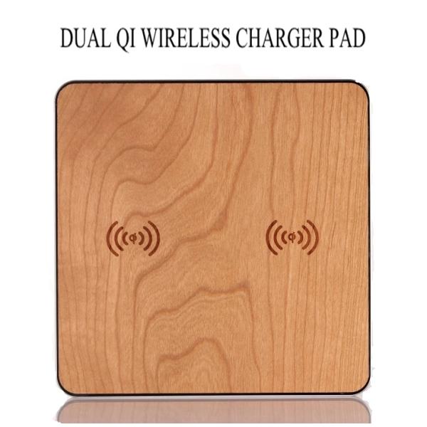 Cherry Wood 10W Qi Retractable Car Battery Charger Wireless Mobile Phone Charger