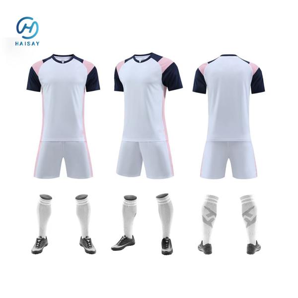 Camisa de equipa resistente à humidade Corpos leves Corantes vibrantes Tecido respirável Costura