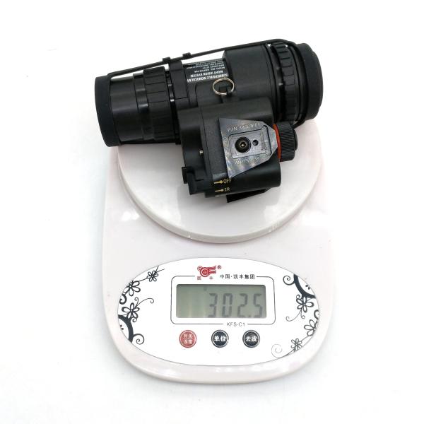 Компактный Monocular зрения термического изображения все время с держателем шлема