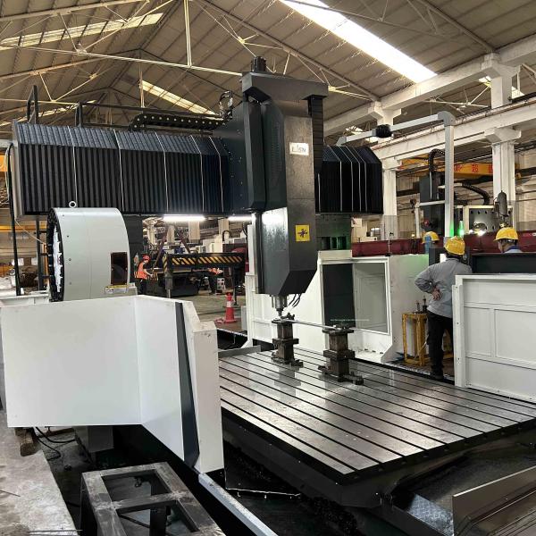 GL4025 Vertical CNC Double Column Milling Machine Stable 6000rpm