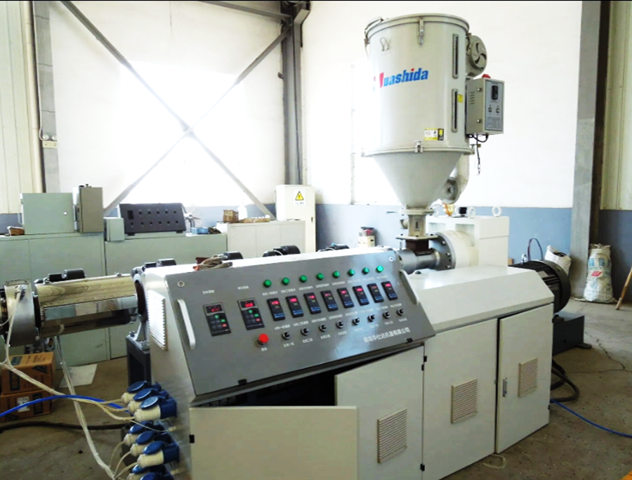PE Pipe Production Line for 16 - 63 mm Corrosion Resistant High Mechanical Strength Polyethylene Pipes