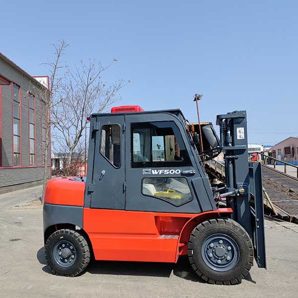 CPCD50 5 Ton Diesel Forklift Chinese Engine Diesel Lift Truck Cabin Heater