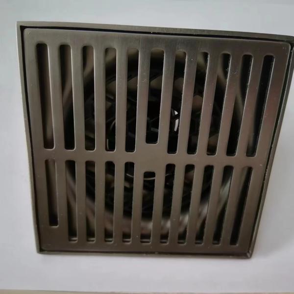 Chrome Plated Brass Square Floor Drain for Bathroom and Kitchen in Strainer Style