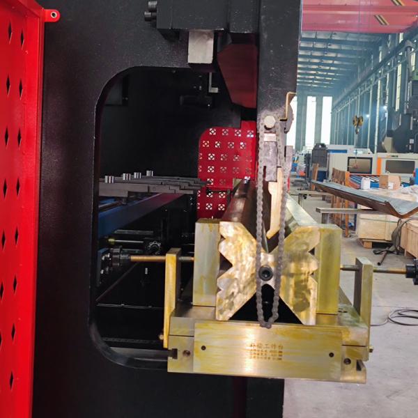 Carbon Steel CNC Hydraulic Press Brake 300T3200 High Accuracy