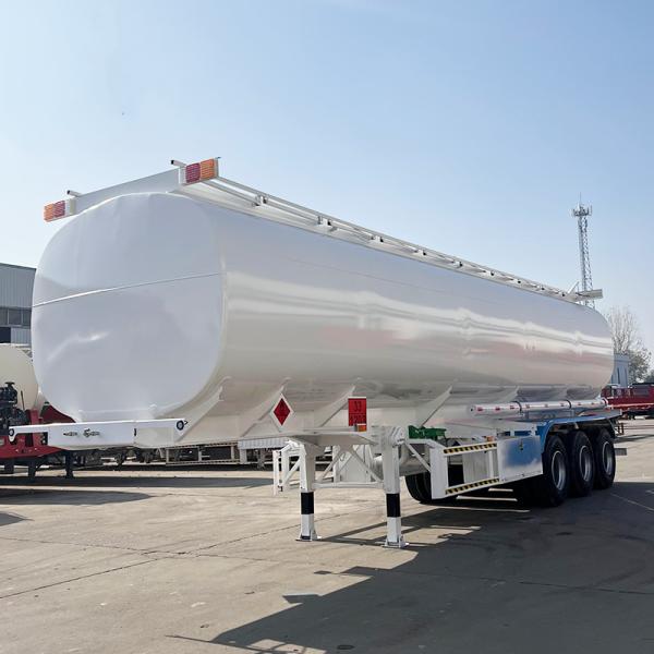 3 Axle Carbon Steel Tank Semi Trailer with 45 000 Liter Capacity and 5 Optional Cabins