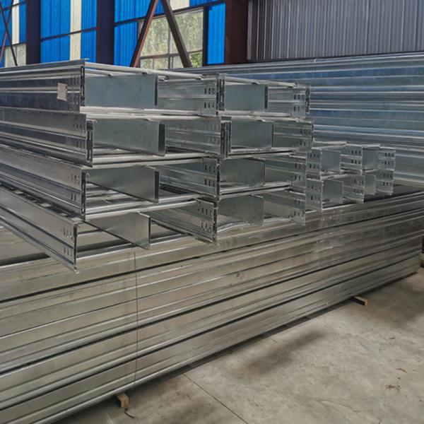 Indoor And Outdoor Galvanized Cable Tray Channel Cable Tray Height Ranging From 25mm To 150mm