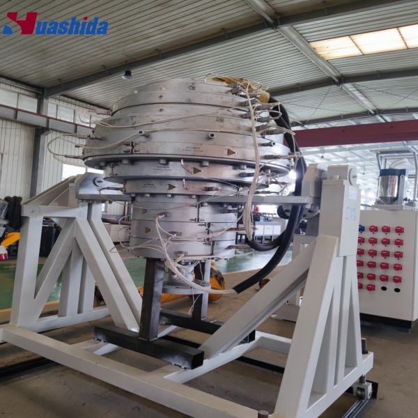 Single-Screw Extruder PU Foam Insulated Pipe Production Line with 110-2200mm HDPE Casing and Vacuum Calibration