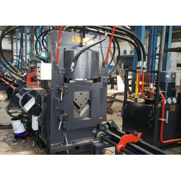Auto Feeding Punching Machine CNC Angle Bar Processing Machine For Power Transmission Tower