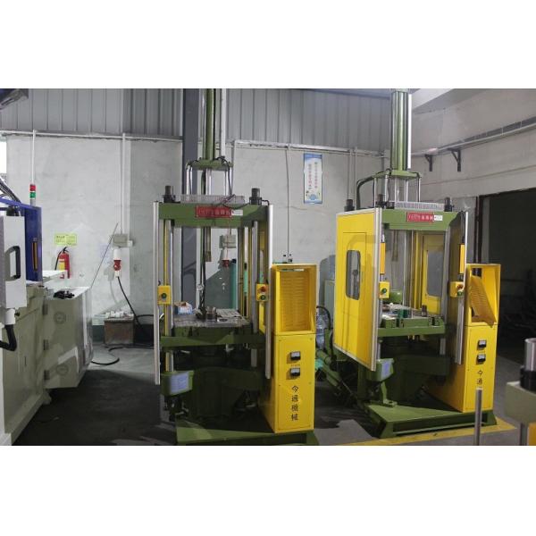30T VERTICAL Plastic Injection Moulding Machine For Small And Medium Scale Production