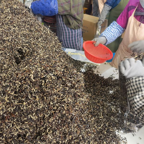 Hot Sell Best Price Customization Compressed Food Natural Black Wood Ear Agaric Dried Black Fungus Strips