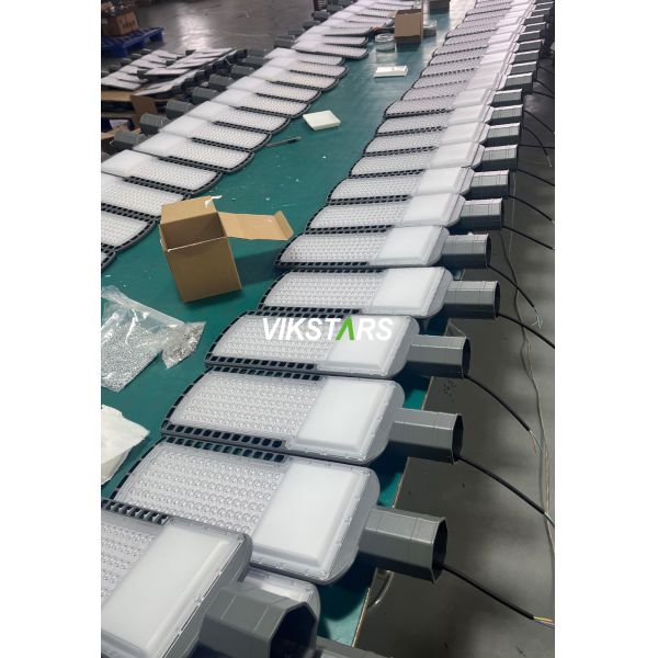 Hot Sales led street lights 30w 50w 100w 150w 200w with ce rohs certificate waterproof