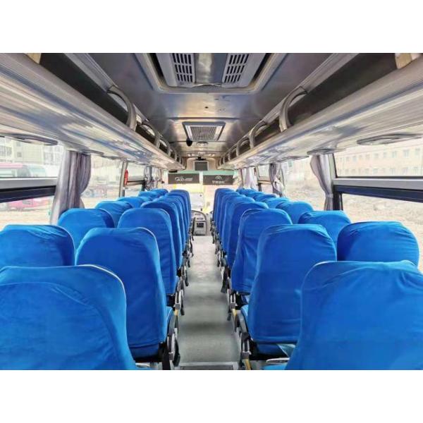 Yutong ZK6107 usado das boas condições esquerdas de aço do Euro III da direção dos assentos do chassi 47 de Bus For Africa do treinador baixo quilômetro