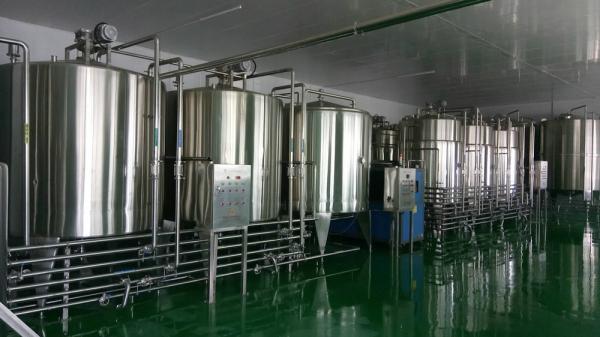 CE ISO Carbonated Soft Drink Manufacturing Equipment Touch Screen 5000 L/H