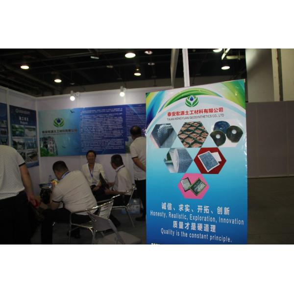 3500g-6500g водонепроницаемая мембрана Бентоитная геотекстильная линейка GCL с 0,2 мм геомамбраной HDPE