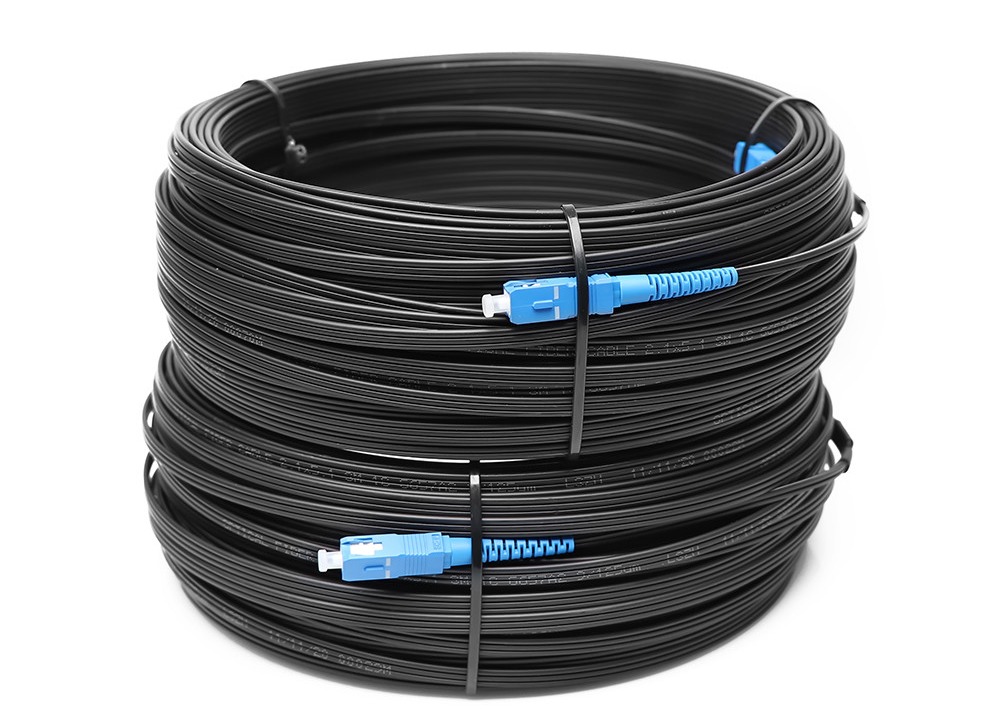Крытый на открытом воздухе 1 кабель падения оптического волокна ядра G657A1 FTTH с соединителем SC