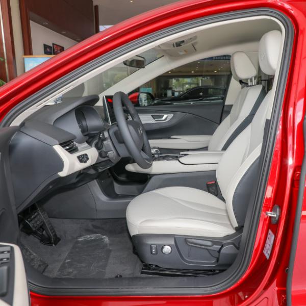 Тип батареи EV седана электрического автомобиля Hongqi E-QM5 автоматический электрический длинный